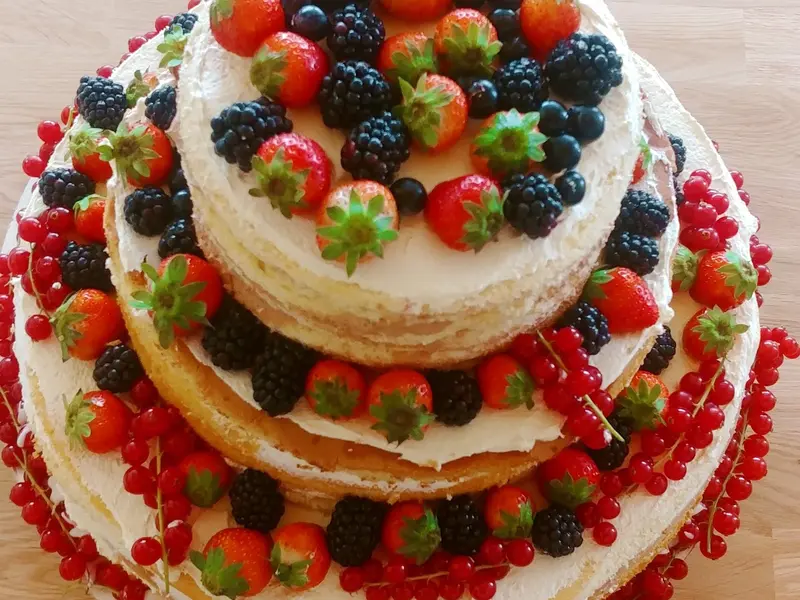 Beerentorte 3stöckig