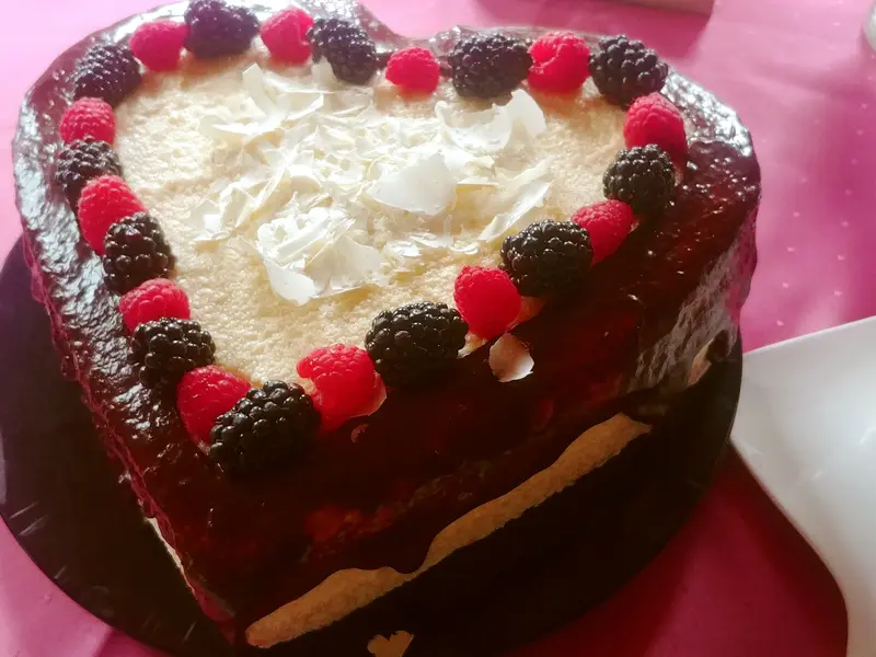 Himbeer-Brombeerherz